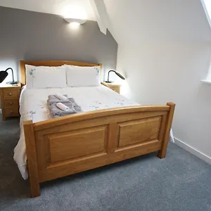 Apartment Stunning Central With Balcony And Fantastic View